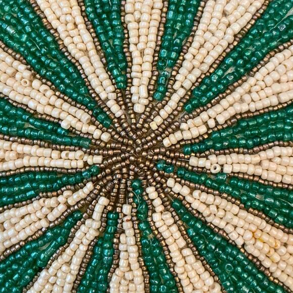 TIRAMISU HANDMADE Glamorous Green and Cream Glass Beaded Placemat Set of (2) NEW - Picture 7 of 9